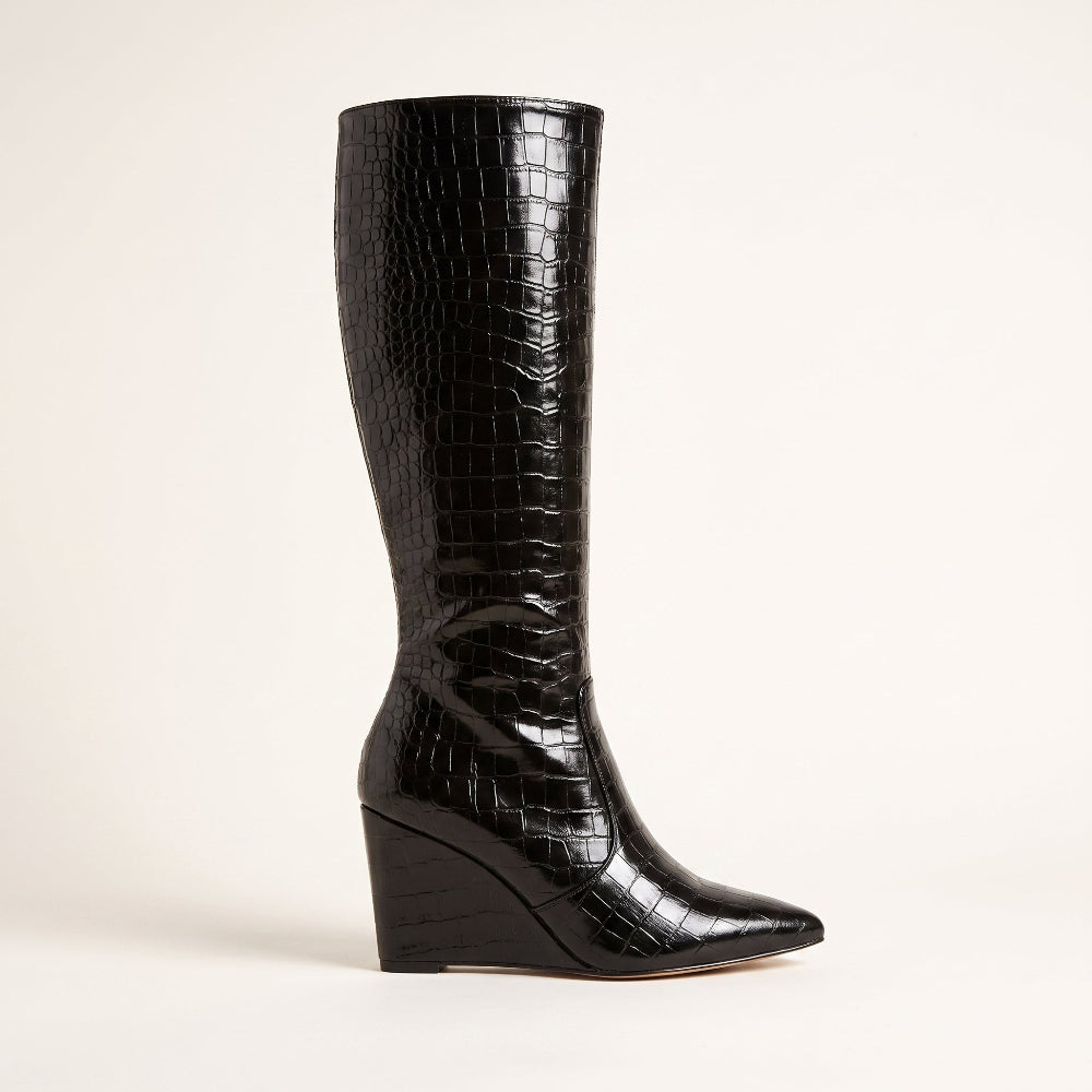 Black Boot 